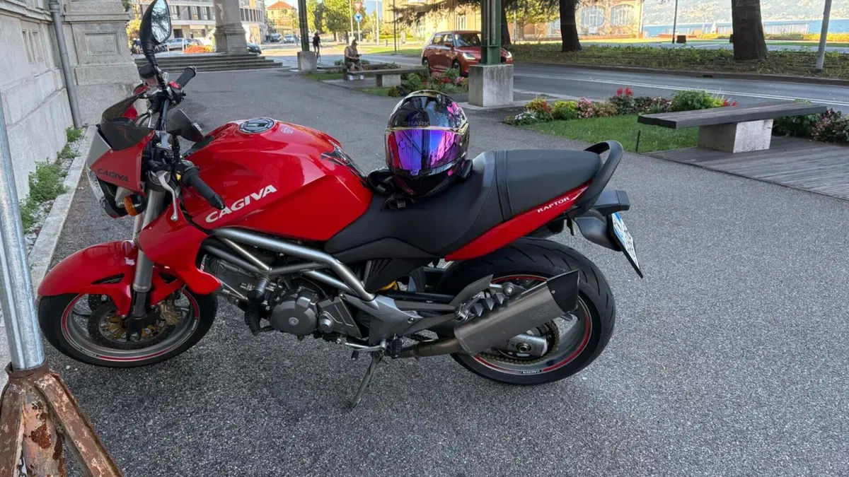 Cagiva Raptor 650 (2005 - 07)  (2)