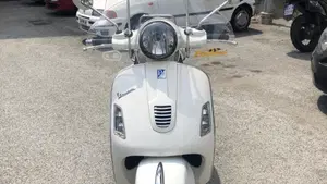Vespa GTS 300 (2010 - 14)  (5)