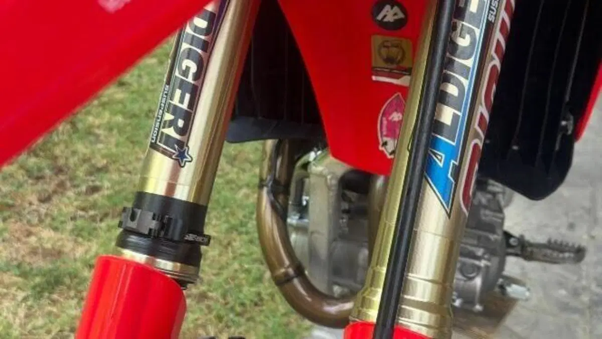 Honda CRF 450R (2026)  (2)