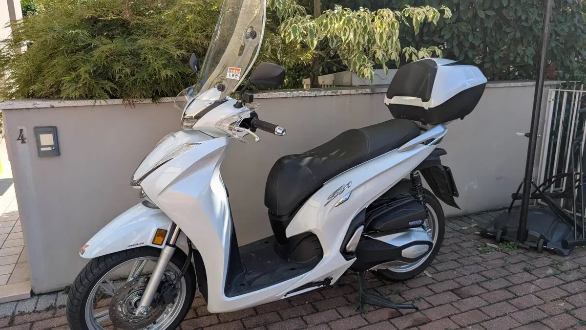 Honda SH 350 (2021 - 24)  (5)