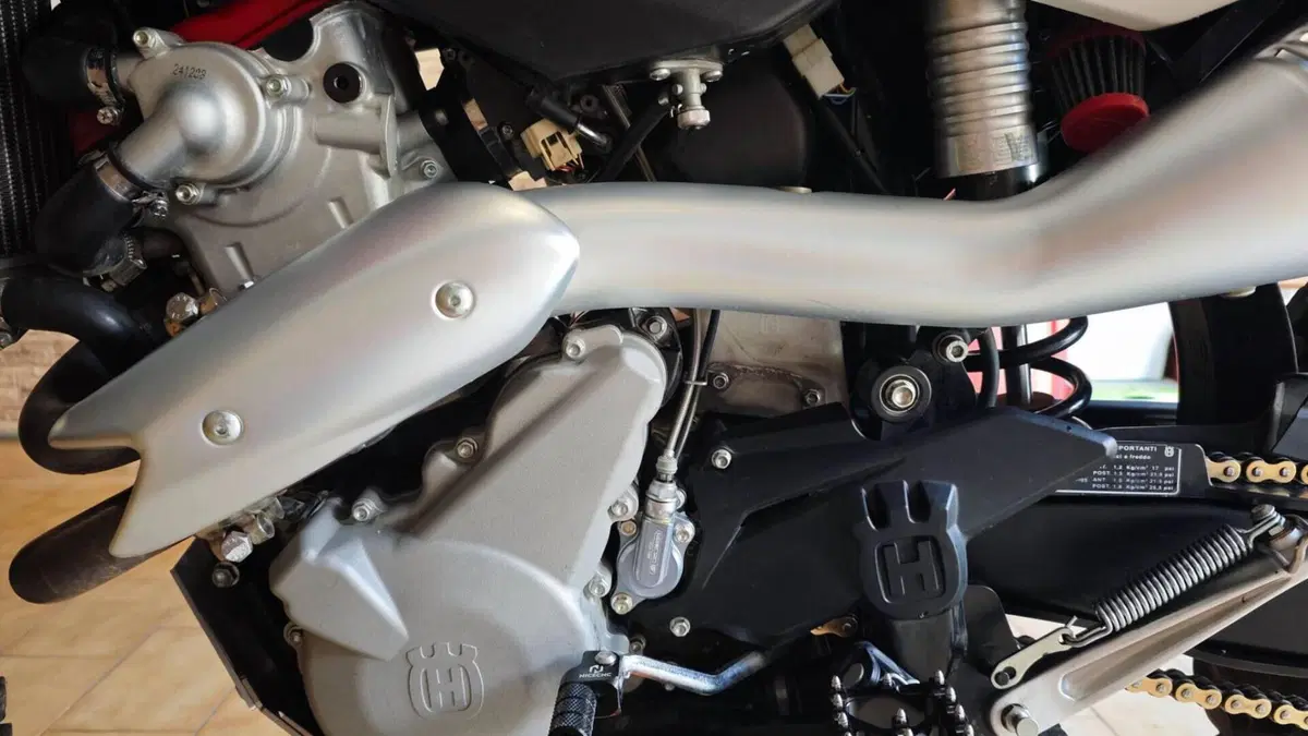 Husqvarna TE 630 (2010 - 13)  (7)