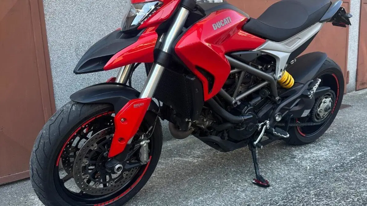 Ducati Hypermotard 821 (2013 - 15)  (2)