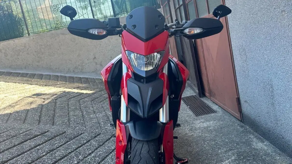 Ducati Hypermotard 821 (2013 - 15)  (7)