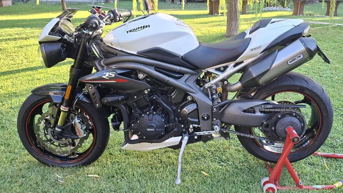 Triumph Speed Triple 1050 RS (2018 - 20) 