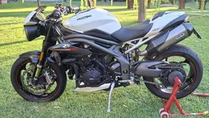 Triumph Speed Triple 1050 RS (2018 - 20) 