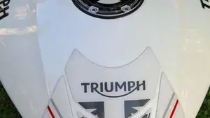 Triumph Speed Triple 1050 RS (2018 - 20)  (6)