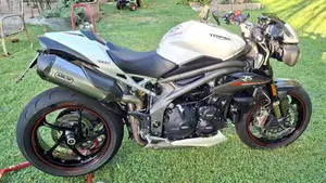 Triumph Speed Triple 1050 RS (2018 - 20)  (14)