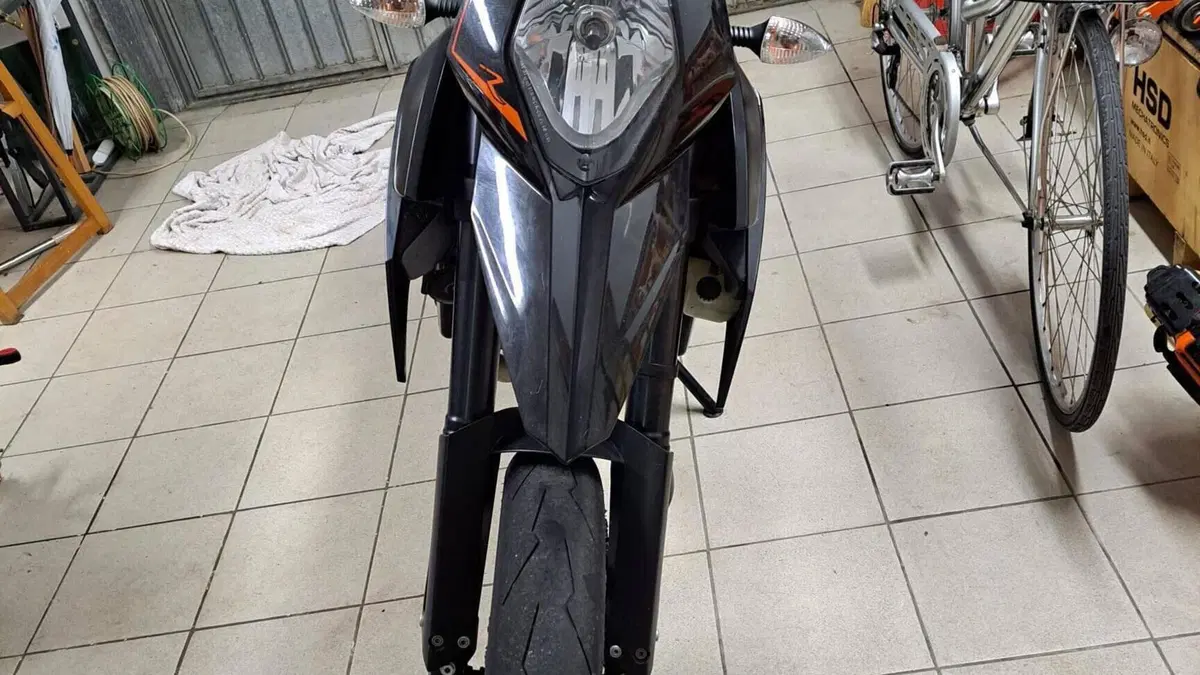 KTM 690 Supermoto (2007 - 12)  (3)