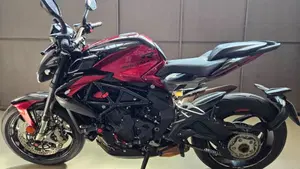 MV Agusta Brutale 800 RR (2021 - 25)  (3)