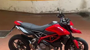 Ducati Hypermotard 950 (2022 - 25)  (2)