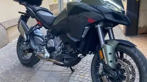 Ducati Multistrada V2 S (2025 - 26)  (4)