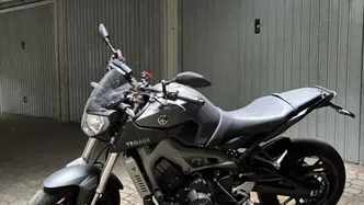 Yamaha MT-09 (2013 - 15) usata