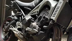Yamaha MT-09 (2013 - 15)  (10)