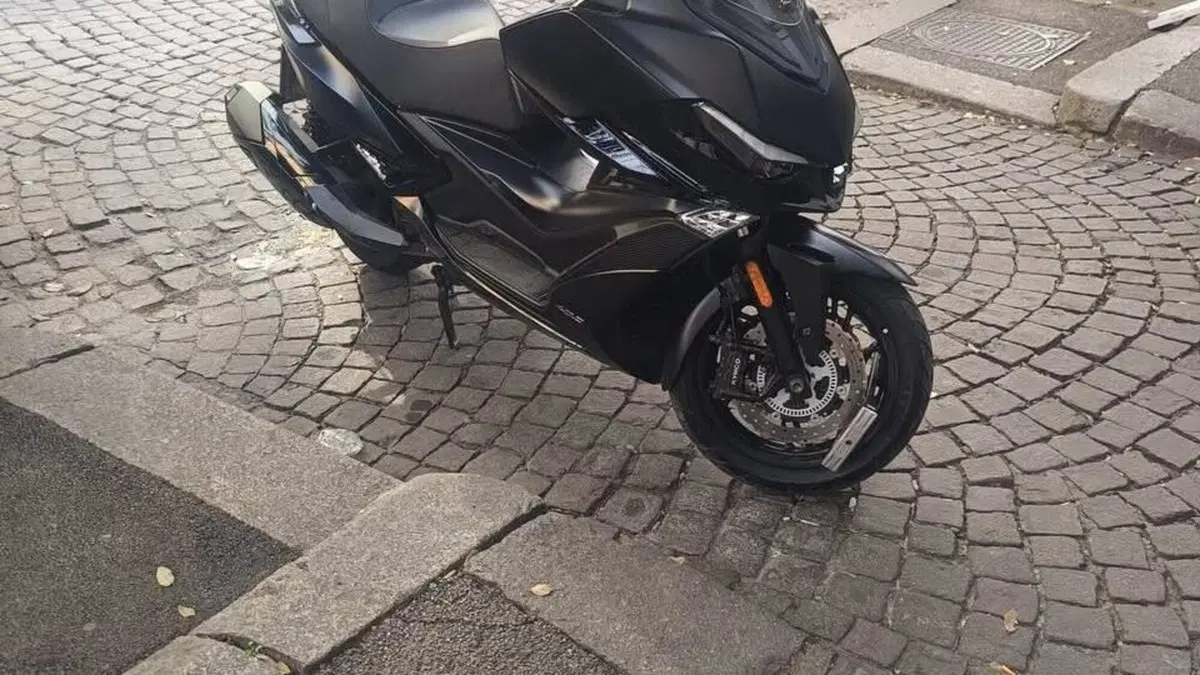 Kymco Xciting VS 400i (2023 - 26)  (9)