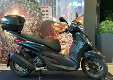 Piaggio Beverly 300 ABS-ASR (2021 - 25) - Annuncio 10100559