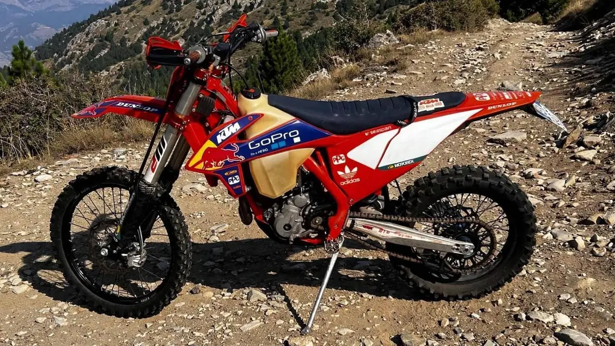 KTM 350 EXC-F (2022)  (2)