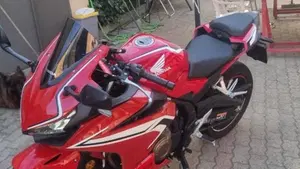 Honda CBR 500 R (2019 - 20) 