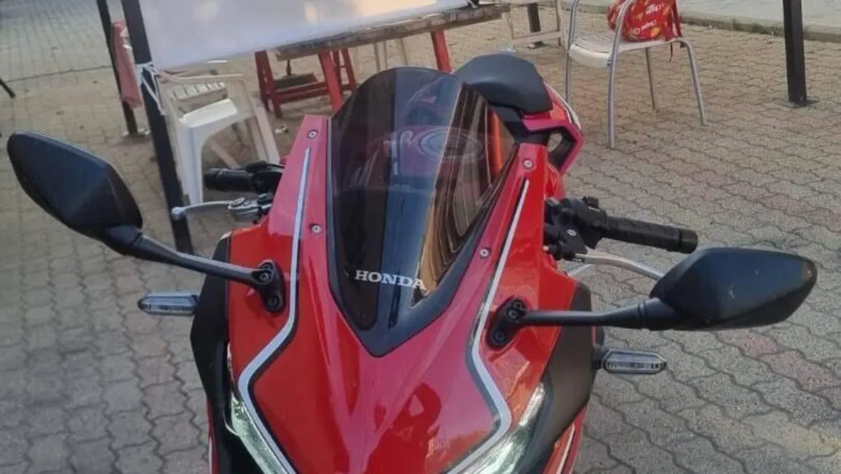 Honda CBR 500 R (2019 - 20)  (5)