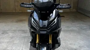 Honda X-ADV 750 DCT (2021 - 24)  (2)
