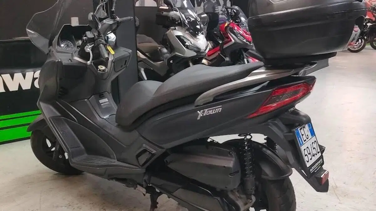 Kymco X-Town 300i ABS (2016 - 20)  (5)