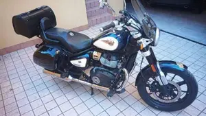 Royal Enfield Super Meteor 650 (2023 - 26)  (2)