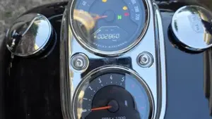 Harley-Davidson 107 Low Rider (2018 - 20) - FXLR  (8)