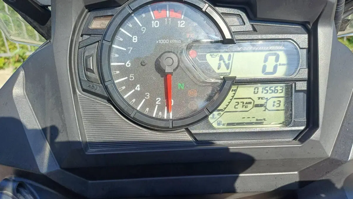Suzuki V-Strom 650XT Explorer (2022 - 25)  (9)