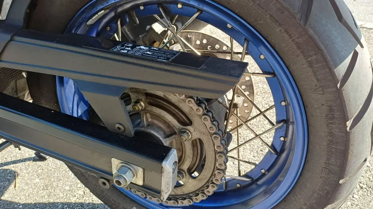 Suzuki V-Strom 650XT Explorer (2022 - 25)  (17)