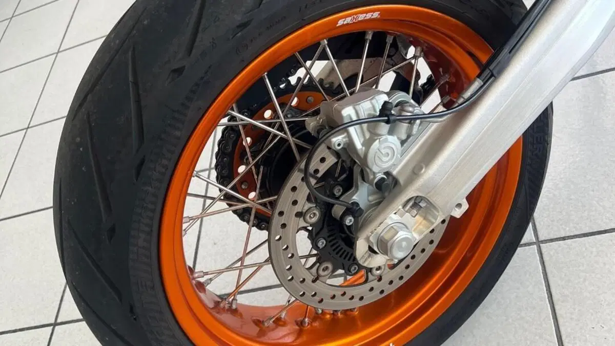 KTM 690 SMC R (2012 - 17)  (3)