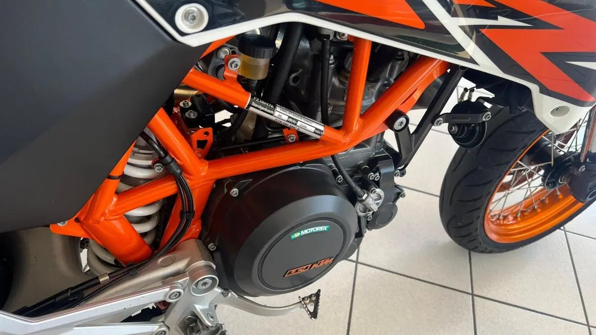 KTM 690 SMC R (2012 - 17)  (7)