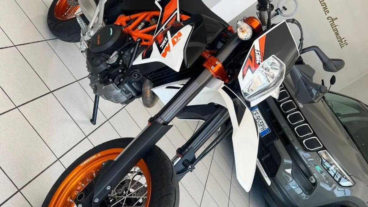 KTM 690 SMC R (2012 - 17)  (10)