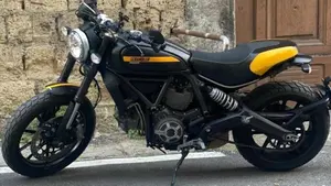 Ducati Scrambler 800 Full Throttle (2015 - 16) 