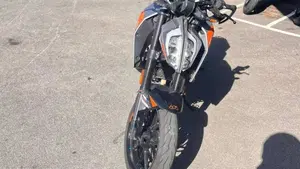 KTM 125 Duke (2021 - 23)  (3)