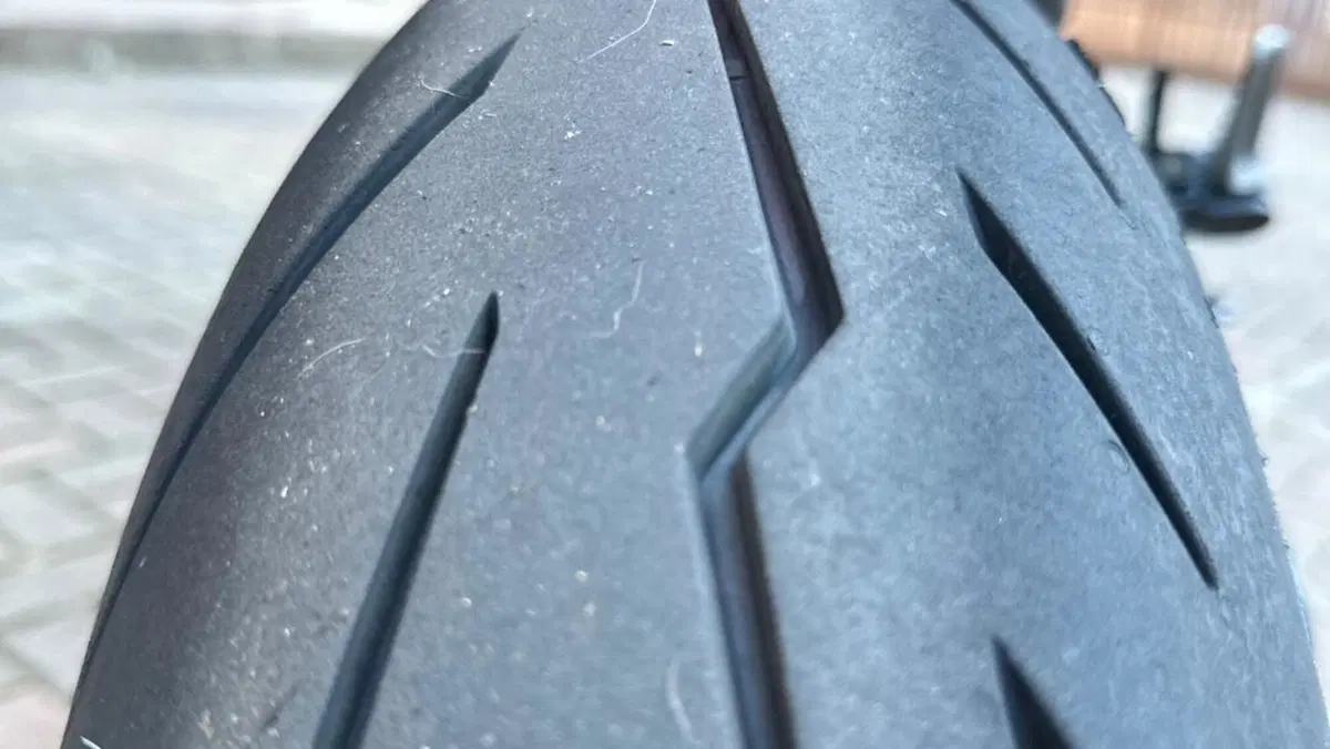 Ducati Hypermotard 698 Mono RVE (2024 - 26)  (10)