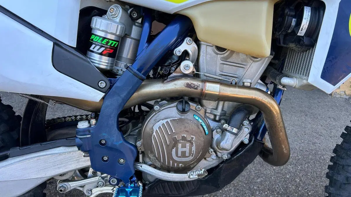 Husqvarna FE 350 (2023)  (2)