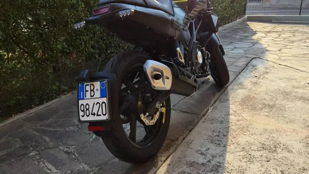 Benelli Leoncino 125 (2022 - 25)  (2)