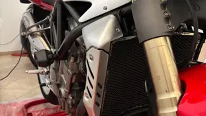MV Agusta Brutale 910 S (2005 - 11)  (13)