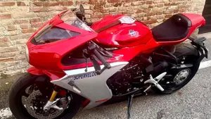 MV Agusta Superveloce 800 (2021 - 25)  (3)