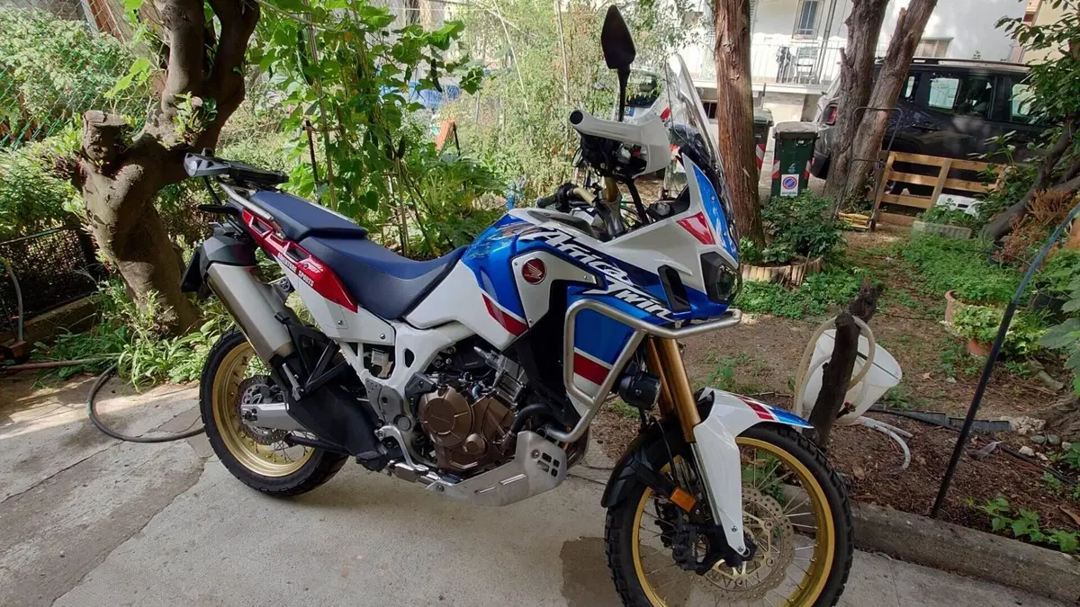 Honda Africa Twin CRF 1000L Adventure Sports (2018 - 19)  (2)