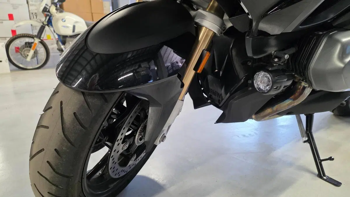 Bmw R 1250 RT (2021 - 25)  (3)