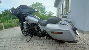 Harley-Davidson Street Glide (2024 - 26)  (2)