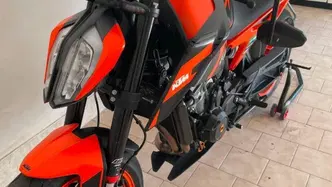 KTM 890 Duke GP (2022 - 23) usata