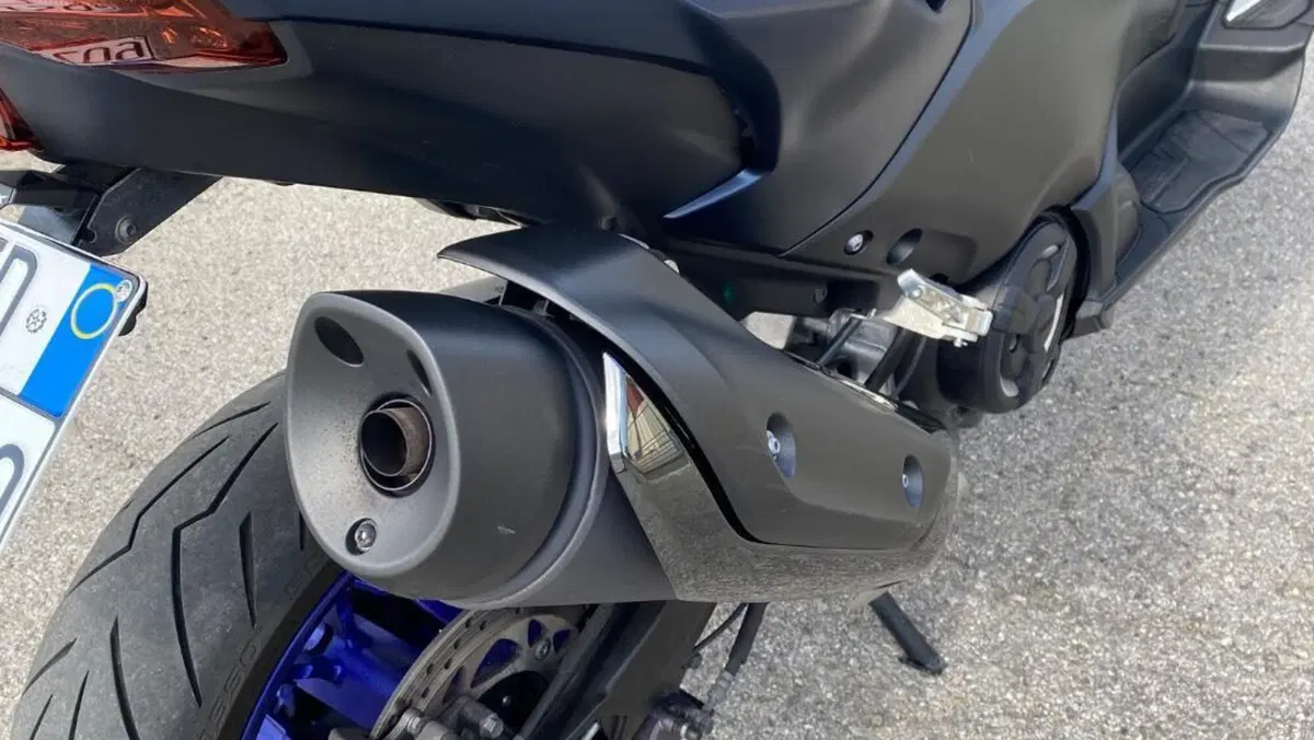 Yamaha T-Max 560 (2022 - 24)  (4)