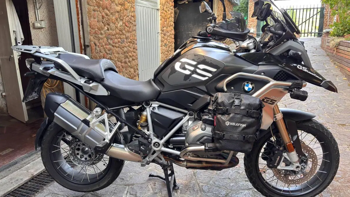 Bmw R 1200 GS (2017 - 18)  (2)
