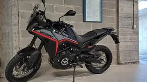 Moto Morini X-Cape 650 (2021 - 26)  (4)