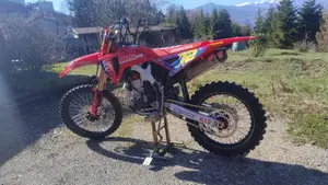 Honda CRF 450R WE (2026)  (3)
