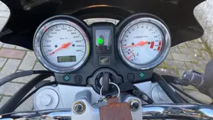 Honda Hornet 600 (2003 - 04)  (4)
