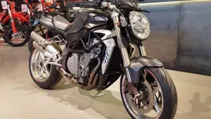 MV Agusta Brutale 750 S (2002 - 06)  (2)