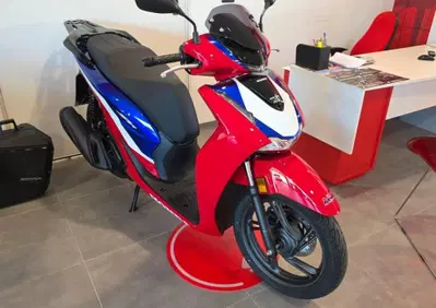 Honda SH 125 HRC Limited Edition (2026) - Annuncio 10101045