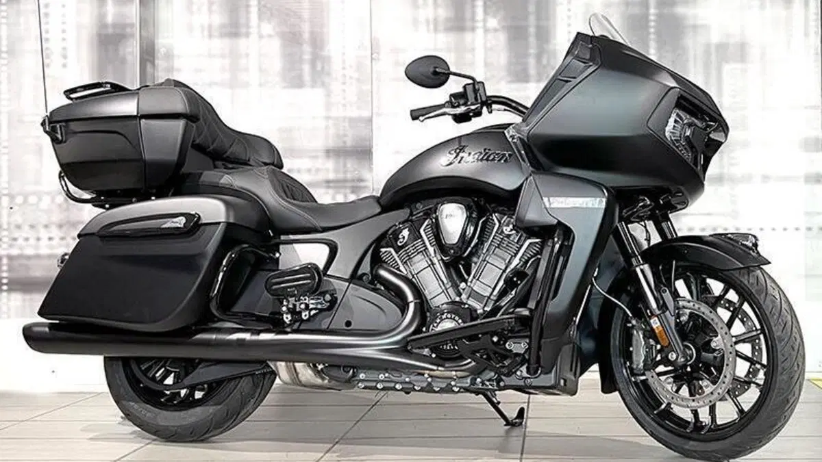 Indian Pursuit 1768 Dark Horse (2022 - 25) 